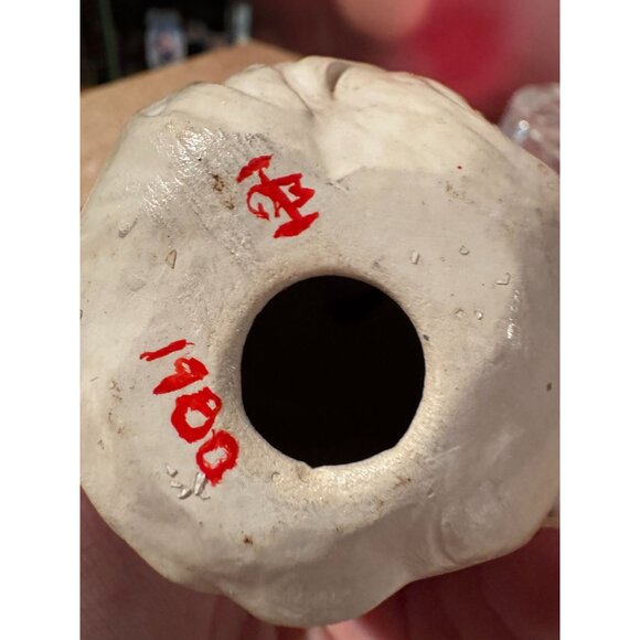 Vintage 1980 Santa Head Ornament – Glitter Trim, Hand-Painted Details 🎅✨ - Picture 3 of 11